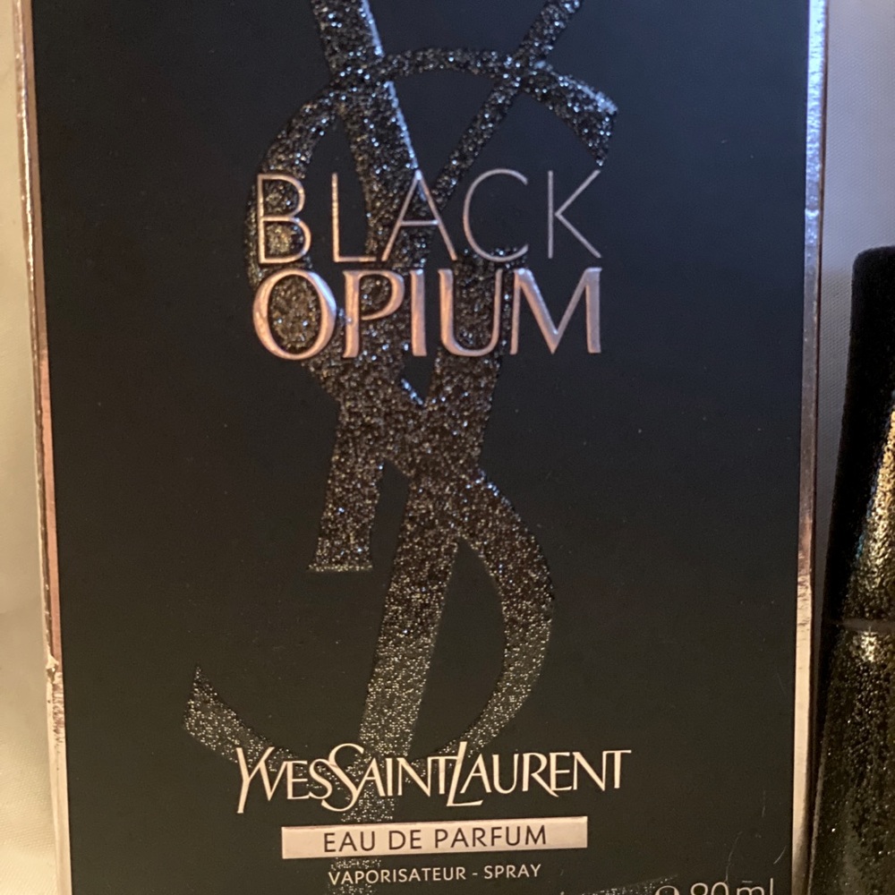 Yves Saint Laurent Black Opium